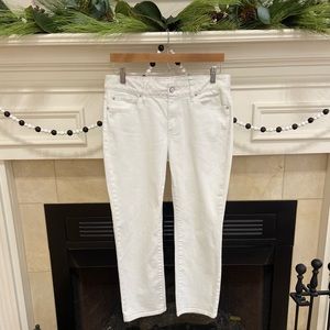 EUC Lily Pulitzer resort white cropped jeans, size 8, 24in inseam